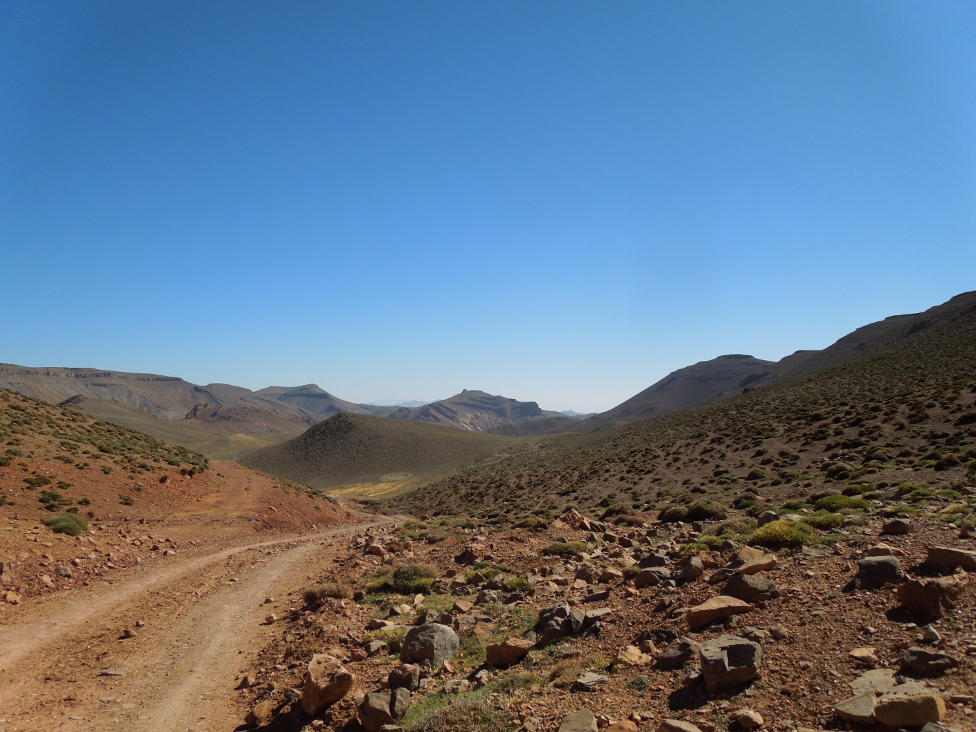 Gebirgslandschaft auf der Piste nach Dades Marokko