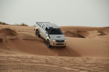 Dünenabfahrt Geländewagen Marokko