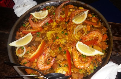 Paella Campingplatz Spanien