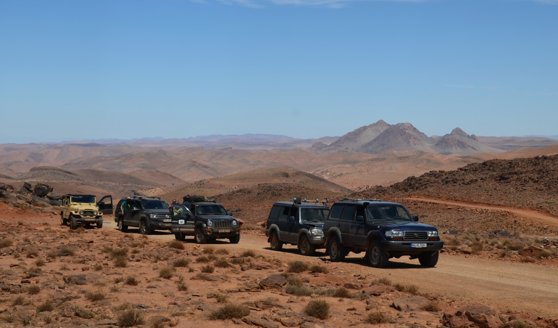 Geländewagen Gruppe im Atlasgebirge Marokko