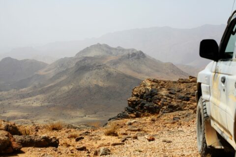 4x4 Reise durch Marokko im Geländewagen. Bergpanorama bei Tafraoute