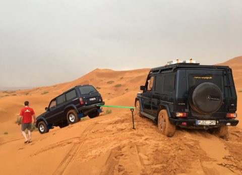 Erg Chebbi Mercedes G steckt fest