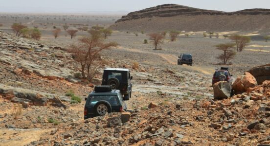 Marokko Piste zum Erg Chebbi 4x4 Geländewagen